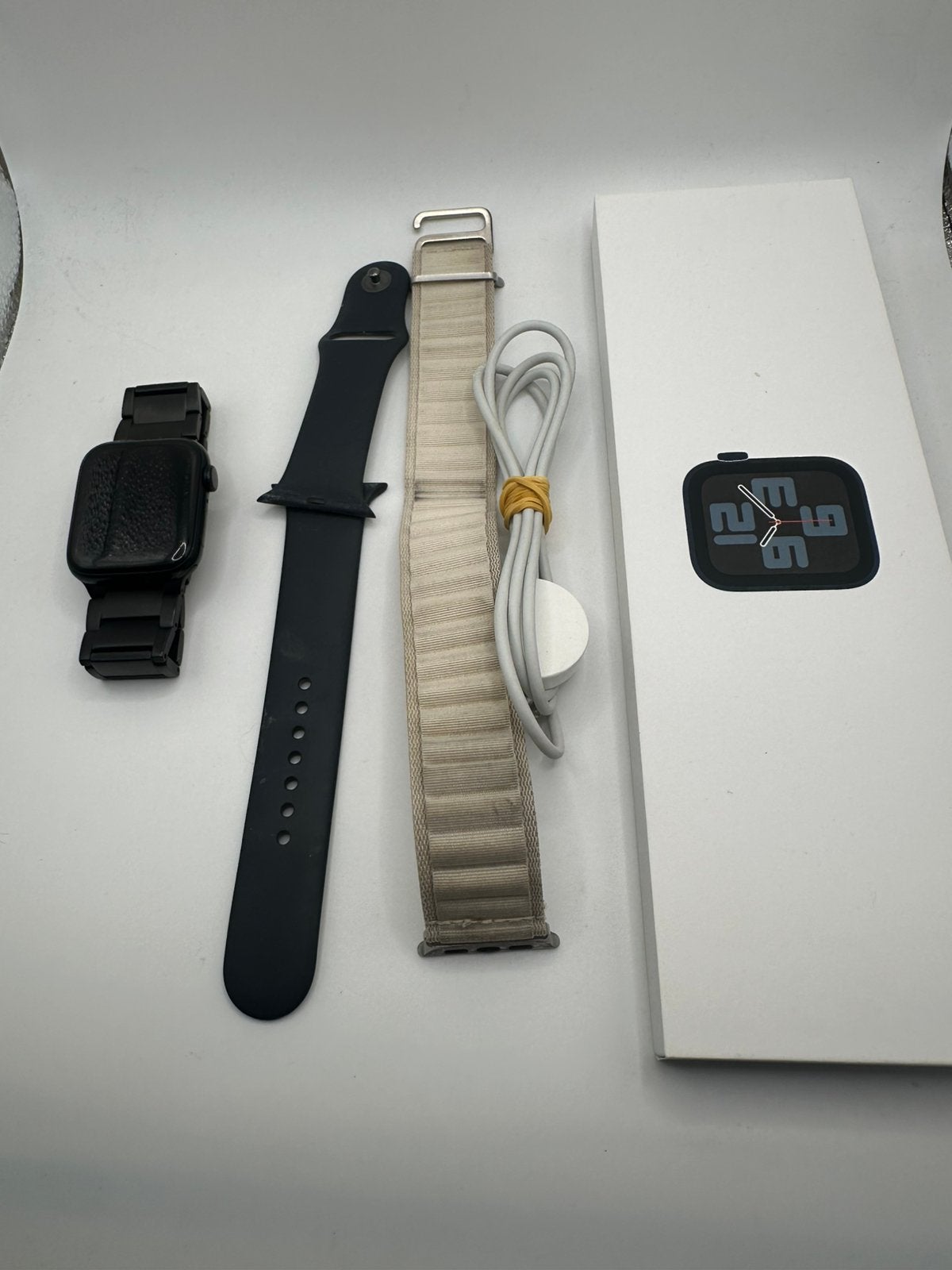 Ensemble de 2 montres Apple, 44 mm, Enlèvement ou Envoi, Comme neuf