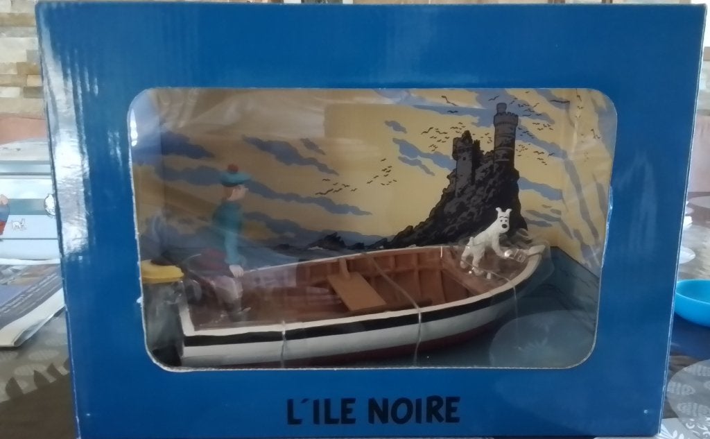 Scène culte de la barque l’île noire, Enlèvement, Tintin, Comme neuf, Statue ou Figurine