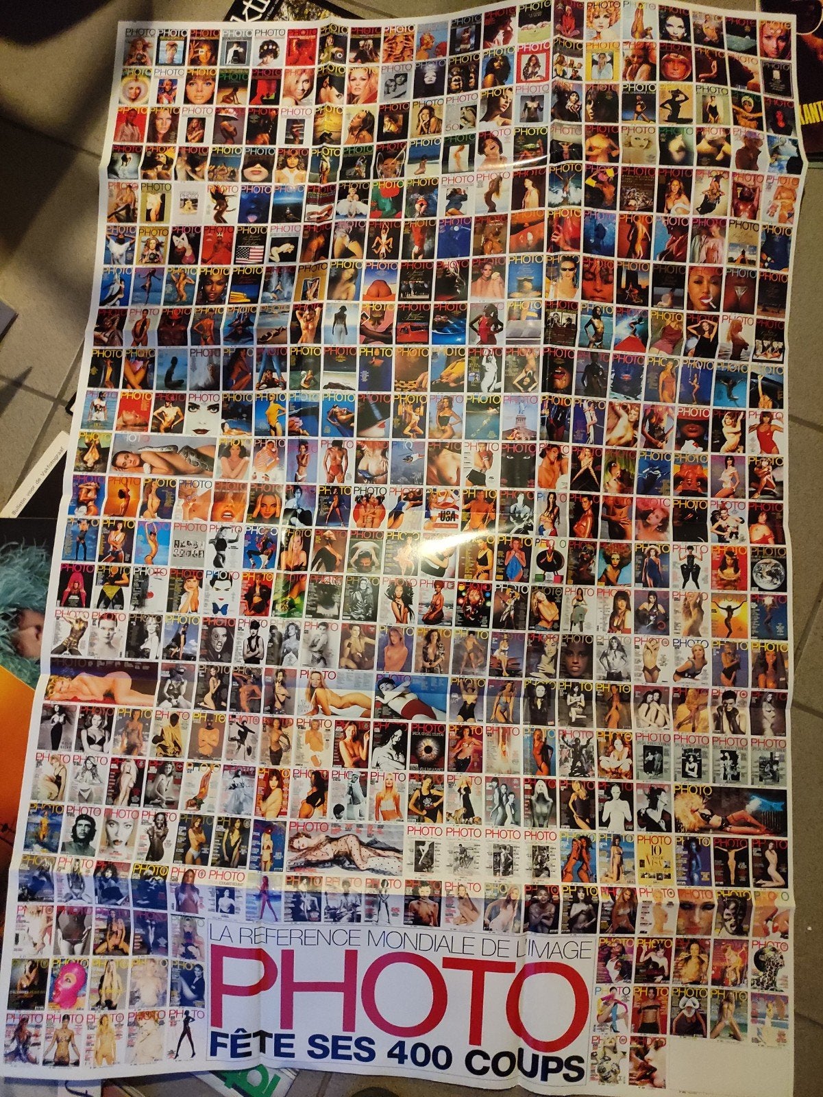 BOÎTE À BANANES avec 85 PHOTOS (MAGAZINE) + poster XXL, Enlèvement ou Envoi, Photo