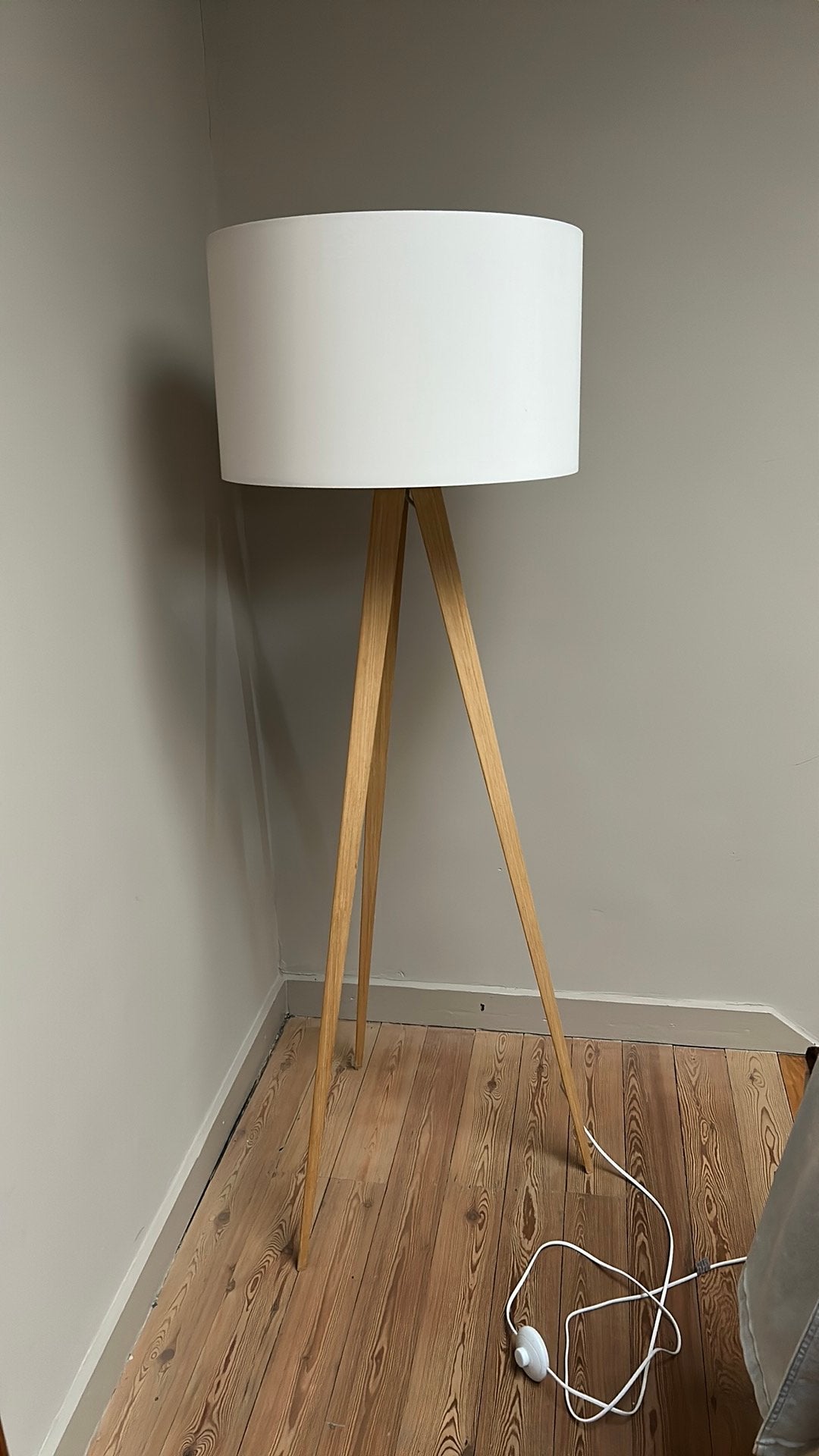 Zuiver Tripod Wood vloerlamp, Ophalen, Zo goed als nieuw, 100 tot 150 cm