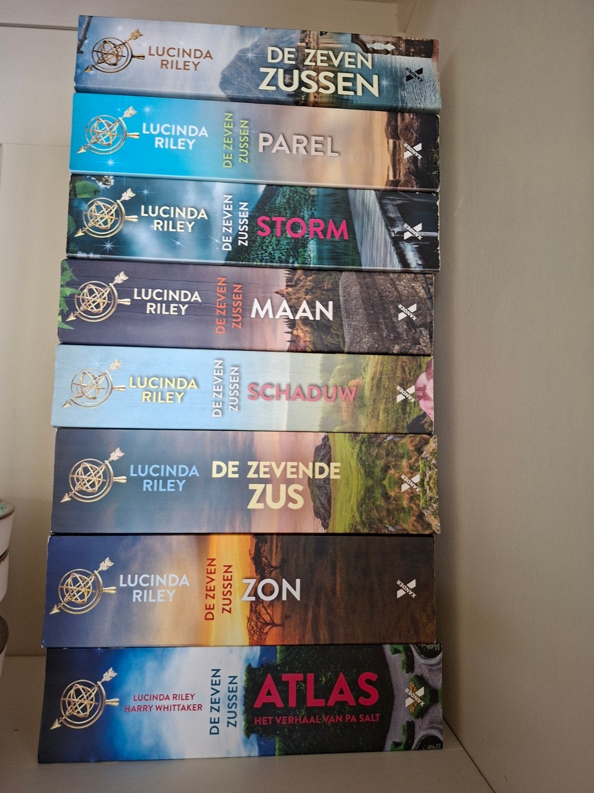 Reeks De zeven zussen, Livres, Fantastique, Enlèvement ou Envoi