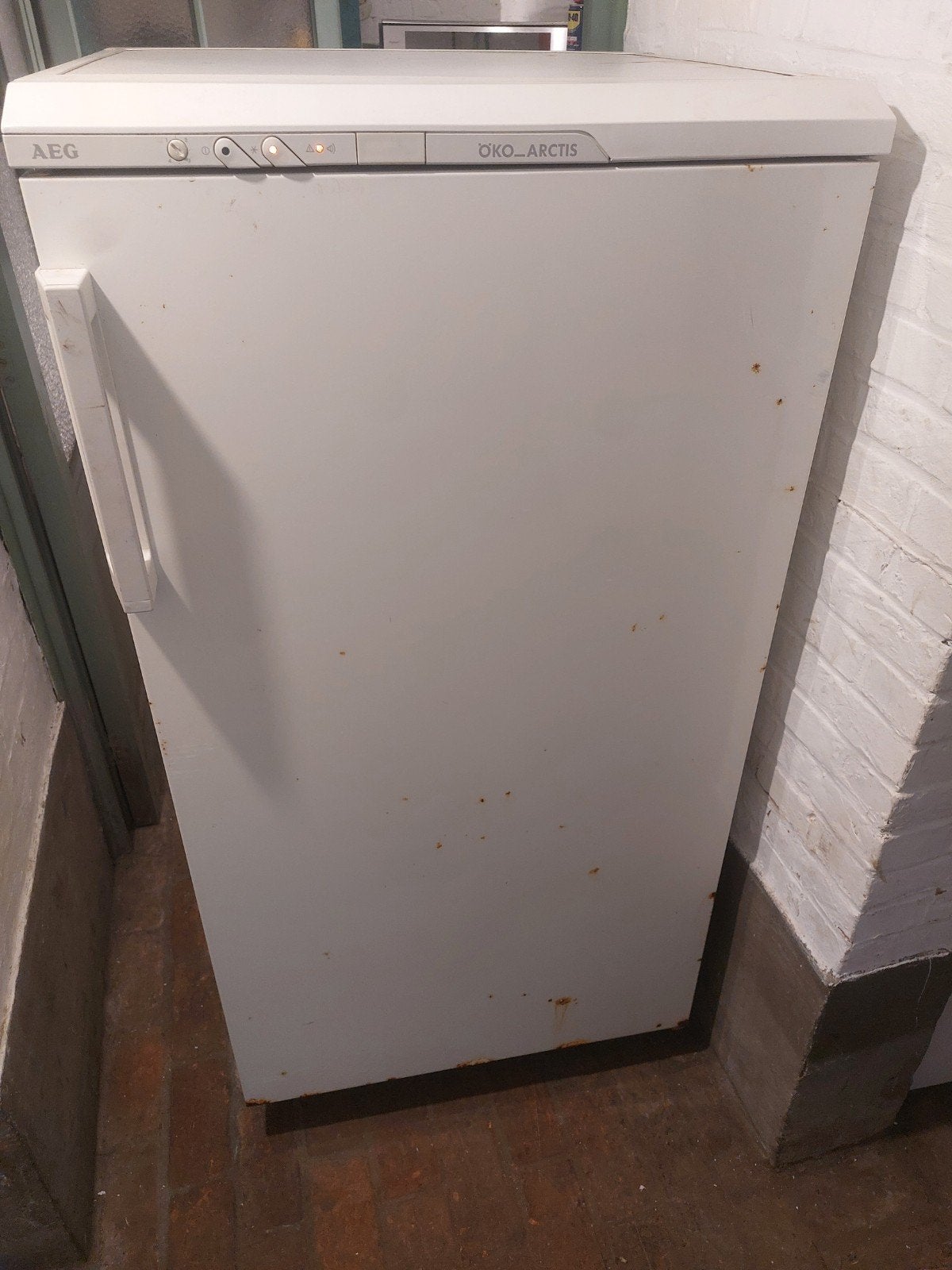 diepvries AEG werkt perfect 70 euro, Electroménager, Congélateurs