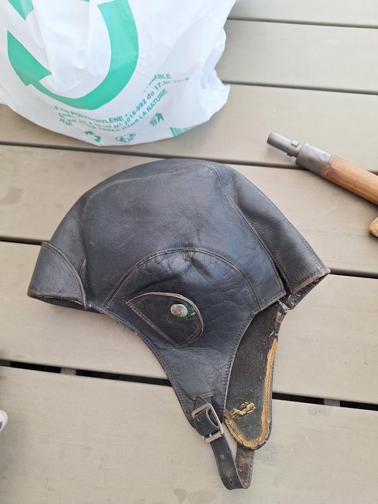 Bonnet de pilote en cuir, Collections, Objets militaires | Seconde Guerre mondiale, Enlèvement ou Envoi