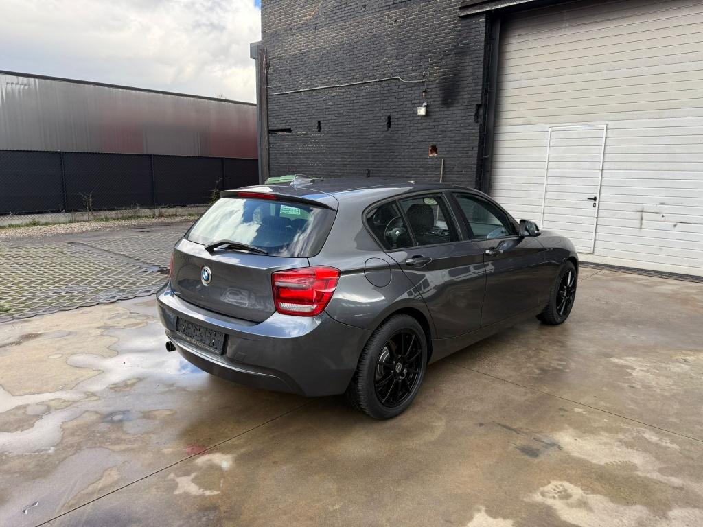 BMW 116i BENZINE M PAK /1.6 LITER, Auto's, Bluetooth, Euro 5, 1 Reeks, Zwart