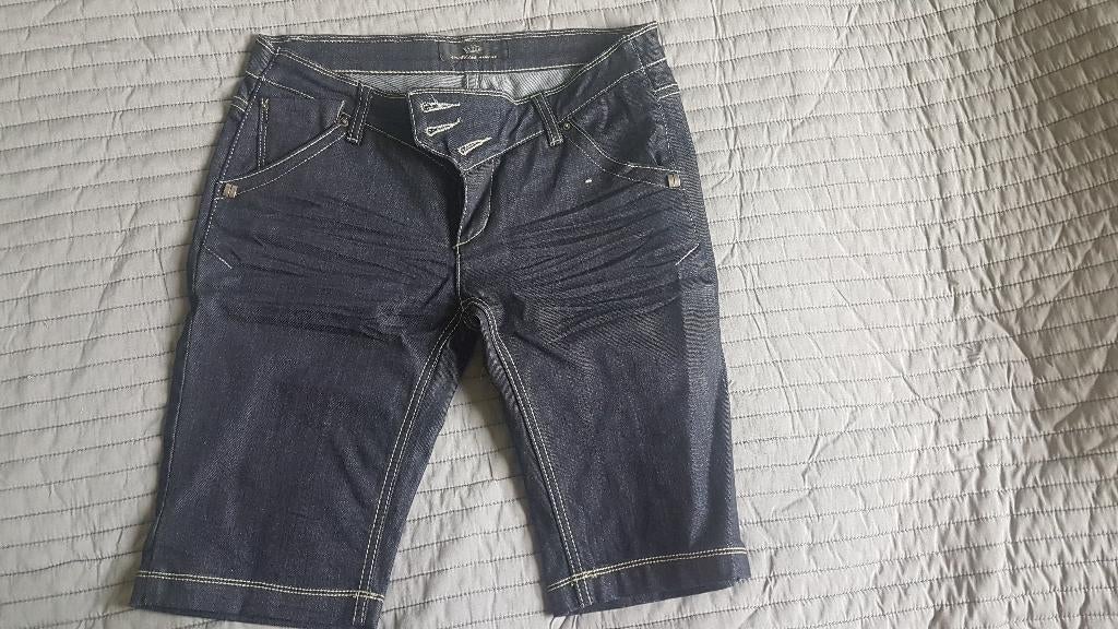 Bermuda jeans-"Miss Seooy"-T 29, Enlèvement ou Envoi, Comme neuf, Taille 38/40 (M), Bleu