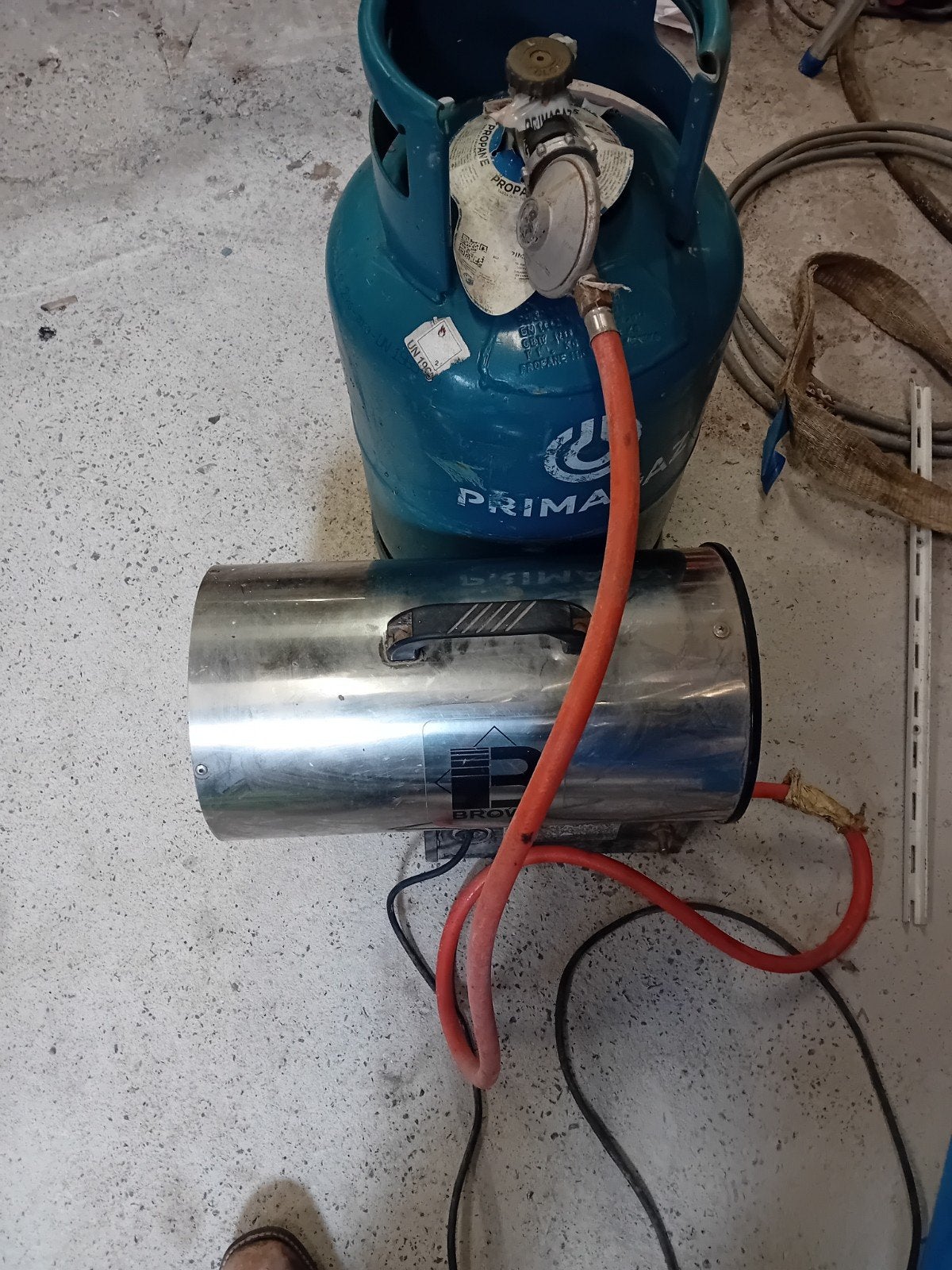 Heteluchtkanon 15kw, Ophalen