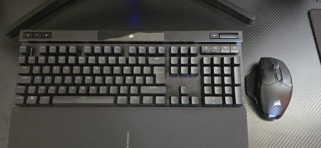 Corsair Gaming K70 RGB PRO + muis Dark Core RGF PRO SE, Computers en Software, Ophalen, Zo goed als nieuw