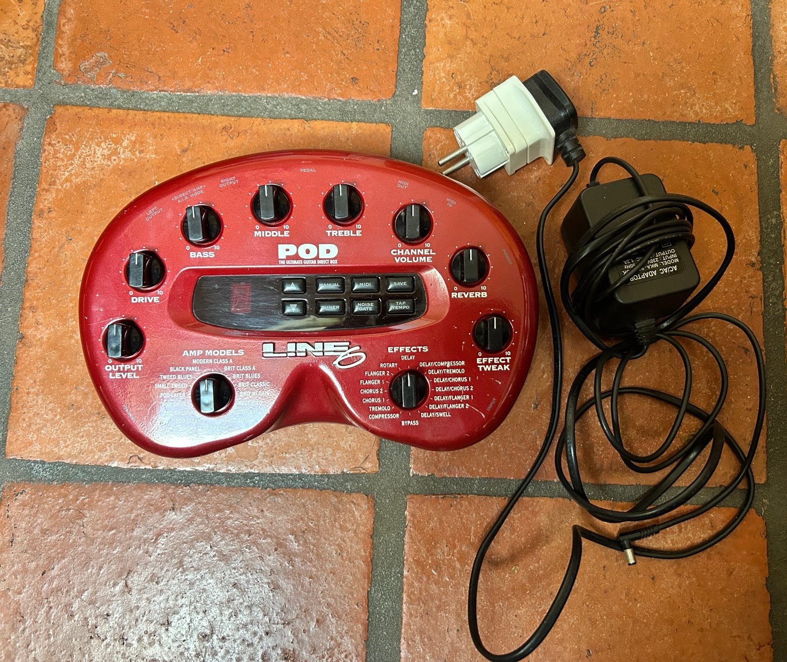 Line 6 POD 2.0 + originele 9V AC voeding | Perfect werkend, Muziek en Instrumenten, Ophalen of Verzenden, Zo goed als nieuw, Chorus