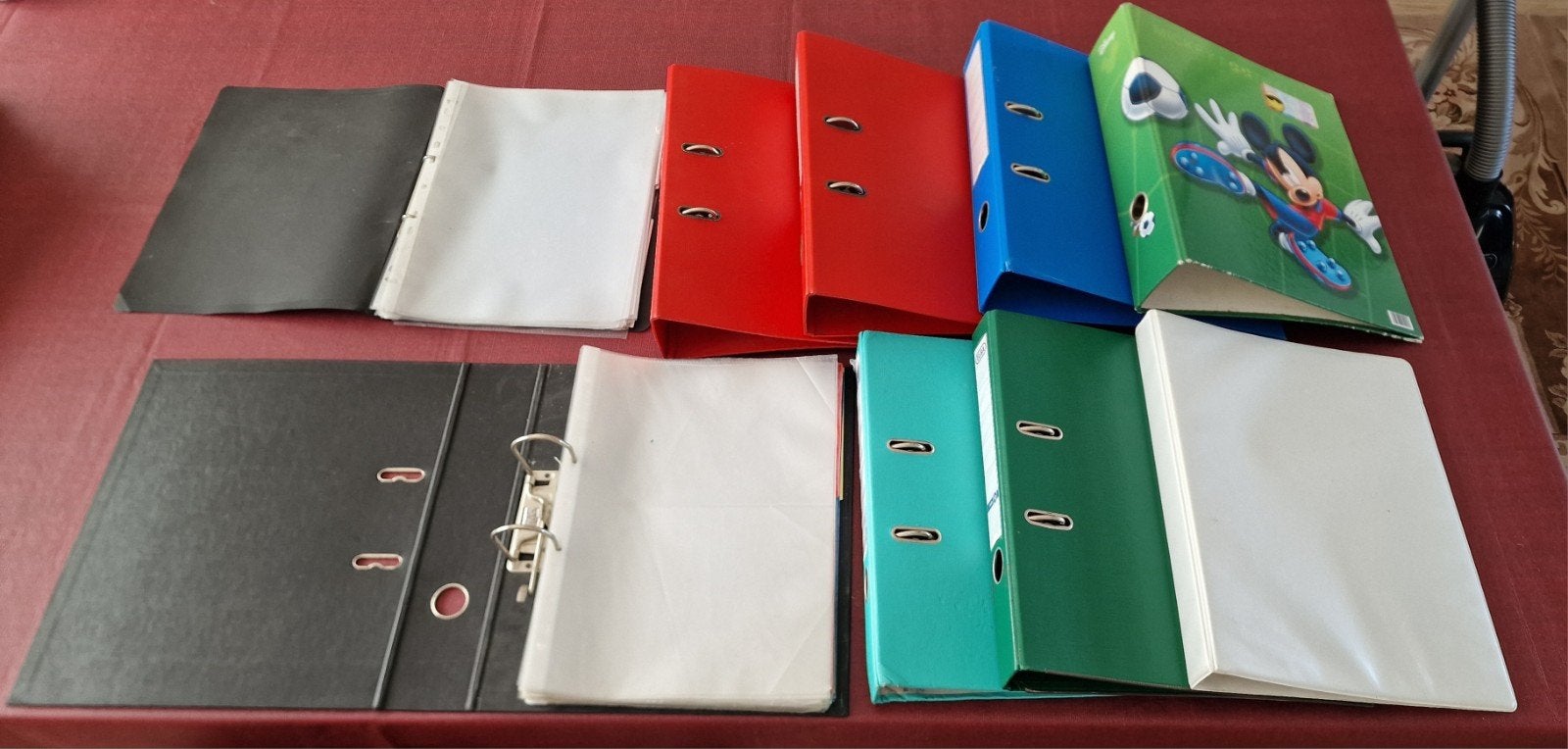 Ringmappen en A4 hoesjes, Enlèvement