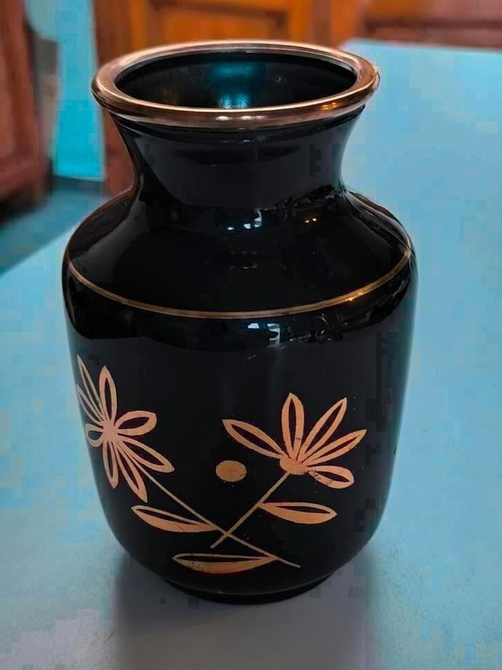 Vaas in zwart hyaliet glas, Ophalen of Verzenden