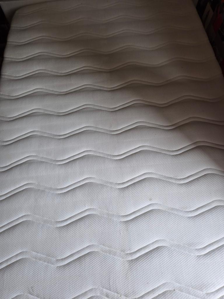 Boxspring Le Plumart, Enlèvement, Blanc