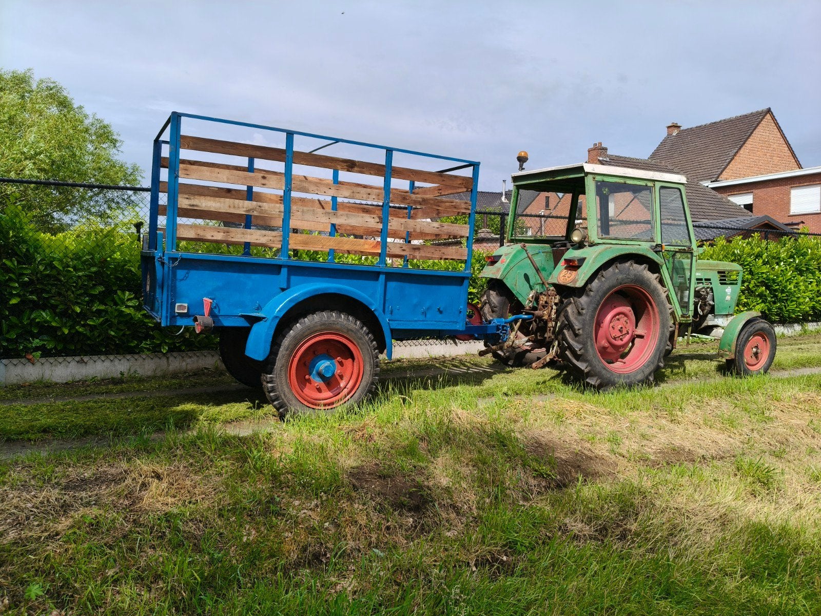 Deutz traktor met kipkar, Enlèvement