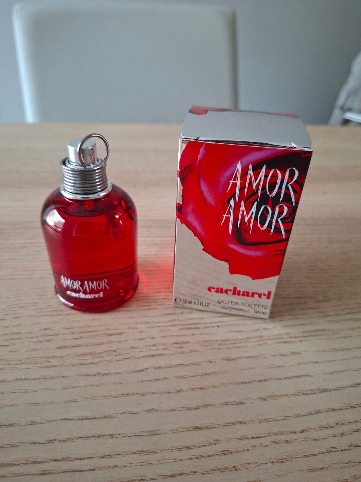 amor amor cacharel 50ml eau de toilette, Ophalen of Verzenden, Nieuw