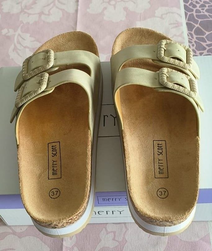 Beige dames sandalen met kurken voetbed, Beige, Nieuw, Merry scott, Sandalen of Muiltjes