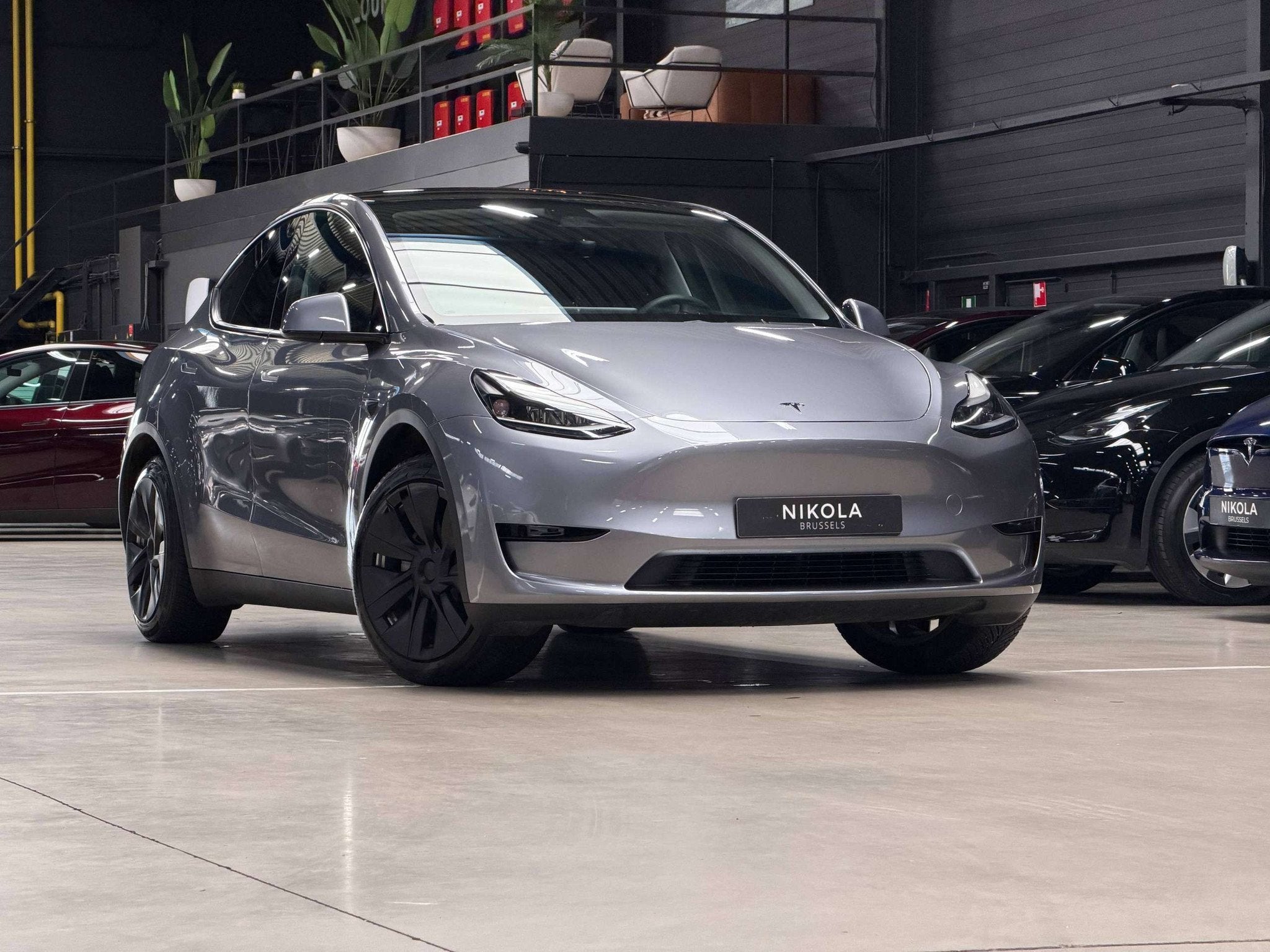 Tesla Model Y MODEL Y LONG RANGE RWD - HW4 - TOW HOOK - PANO, Auto's, Achterwielaandrijving, Gebruikt, Zwart, 600 km