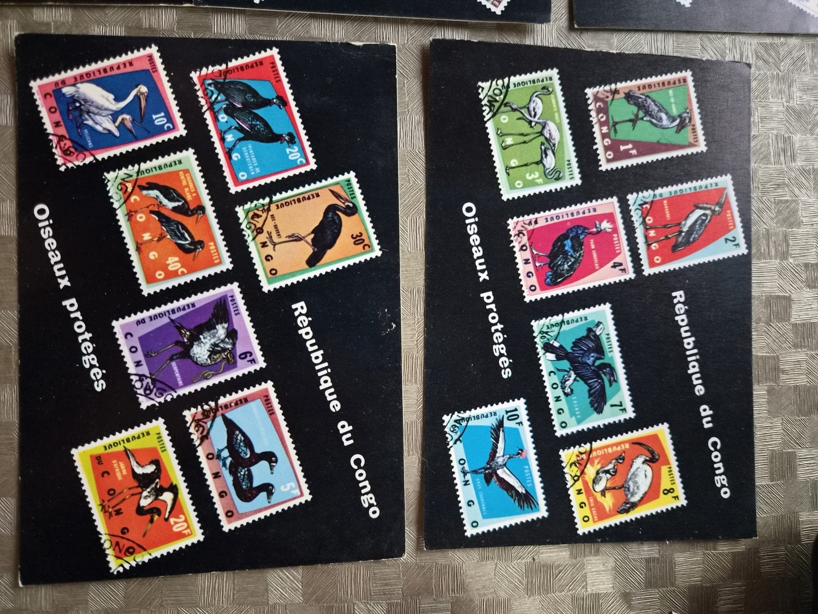 allerlei postzegels, Ophalen