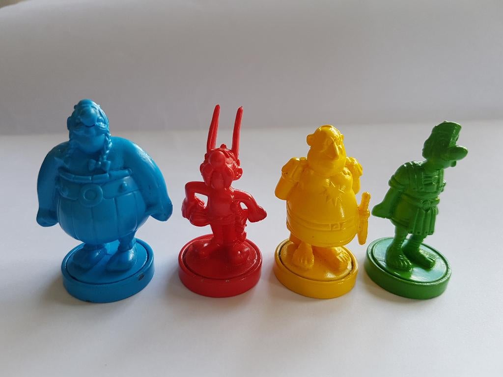 Figurines Asterix Obelix 2007 4pour10eur, Collections, Personnages de BD, Enlèvement ou Envoi, Astérix et Obélix, Comme neuf, Statue ou Figurine