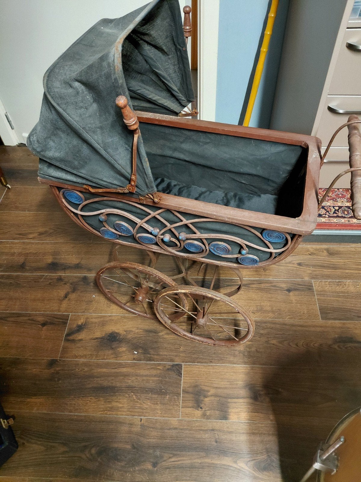 grote poppen wagen, Antiek en Kunst, Antiek | Speelgoed, Ophalen