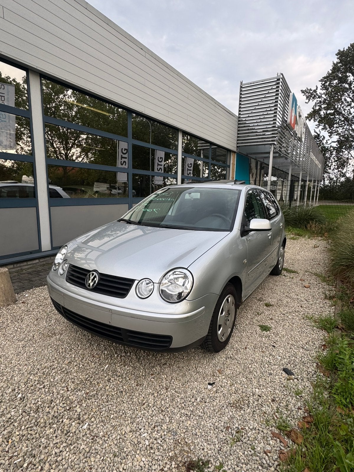 Vw polo benzine met keuring verkoop en garantie, Auto's, Voorwielaandrijving, 4 deurs, Stof, 50 kW