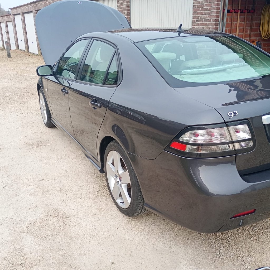 Auto, Autos, Saab, Argent ou Gris, Achat, 4 portes, Boîte manuelle