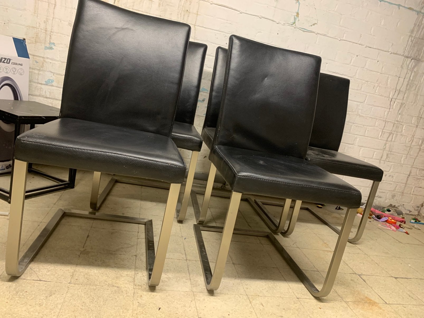 stoelen 7 stuks, Ophalen, Zwart, Leer, Zo goed als nieuw