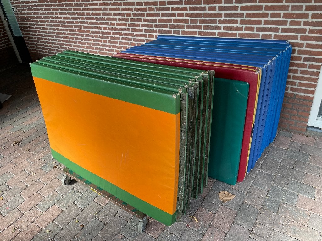 Turnmatten, turnmat, valmatten sportmat valmat zeilbekleding, Ophalen, Gebruikt