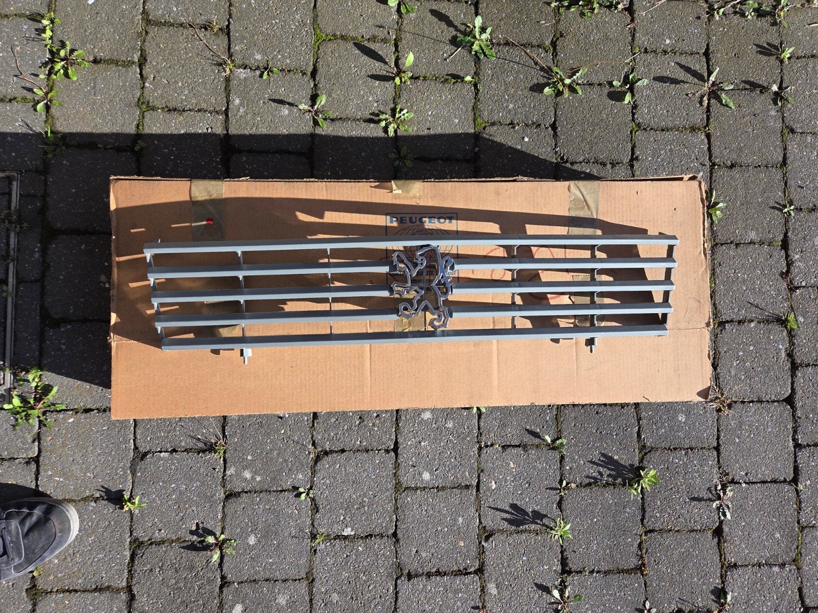 Peugeot 504 pickup grille nieuw, Ophalen