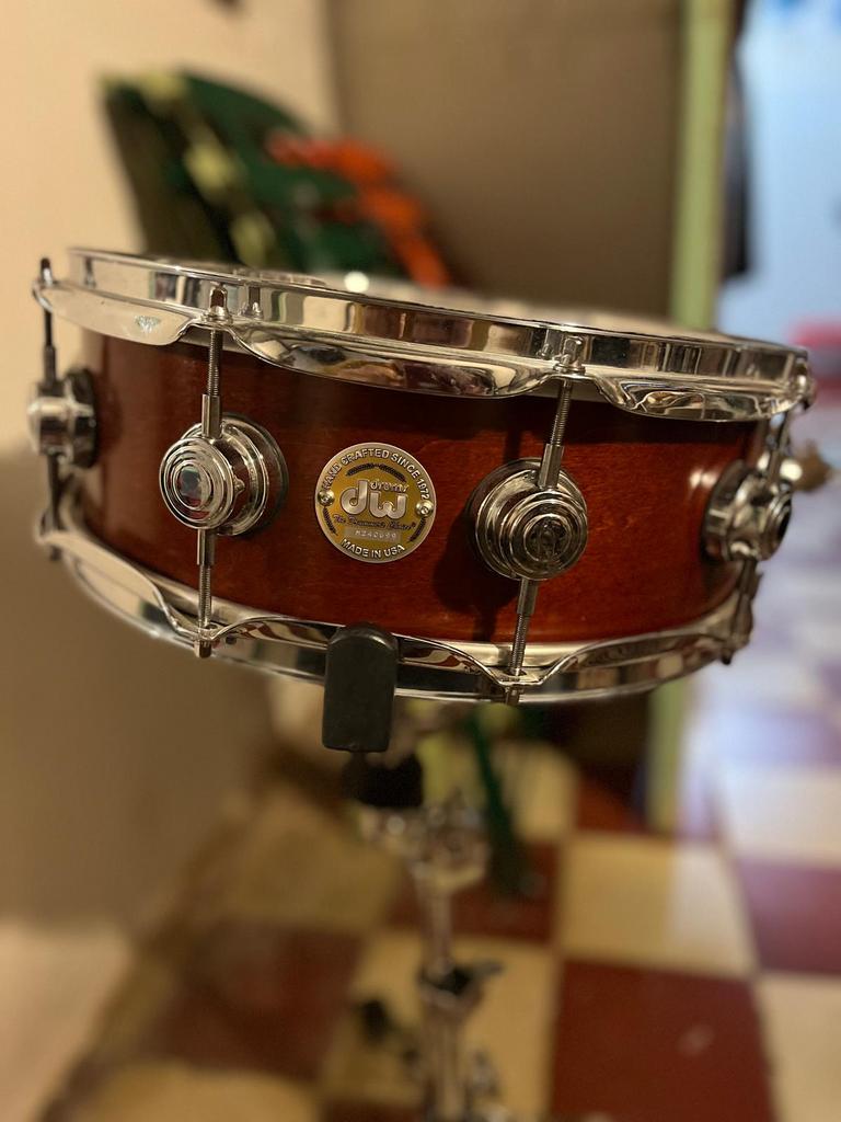 DW snare Ten and Six All maple collector’s series, Muziek en Instrumenten, Drumstellen en Slagwerk, Ophalen, Zo goed als nieuw