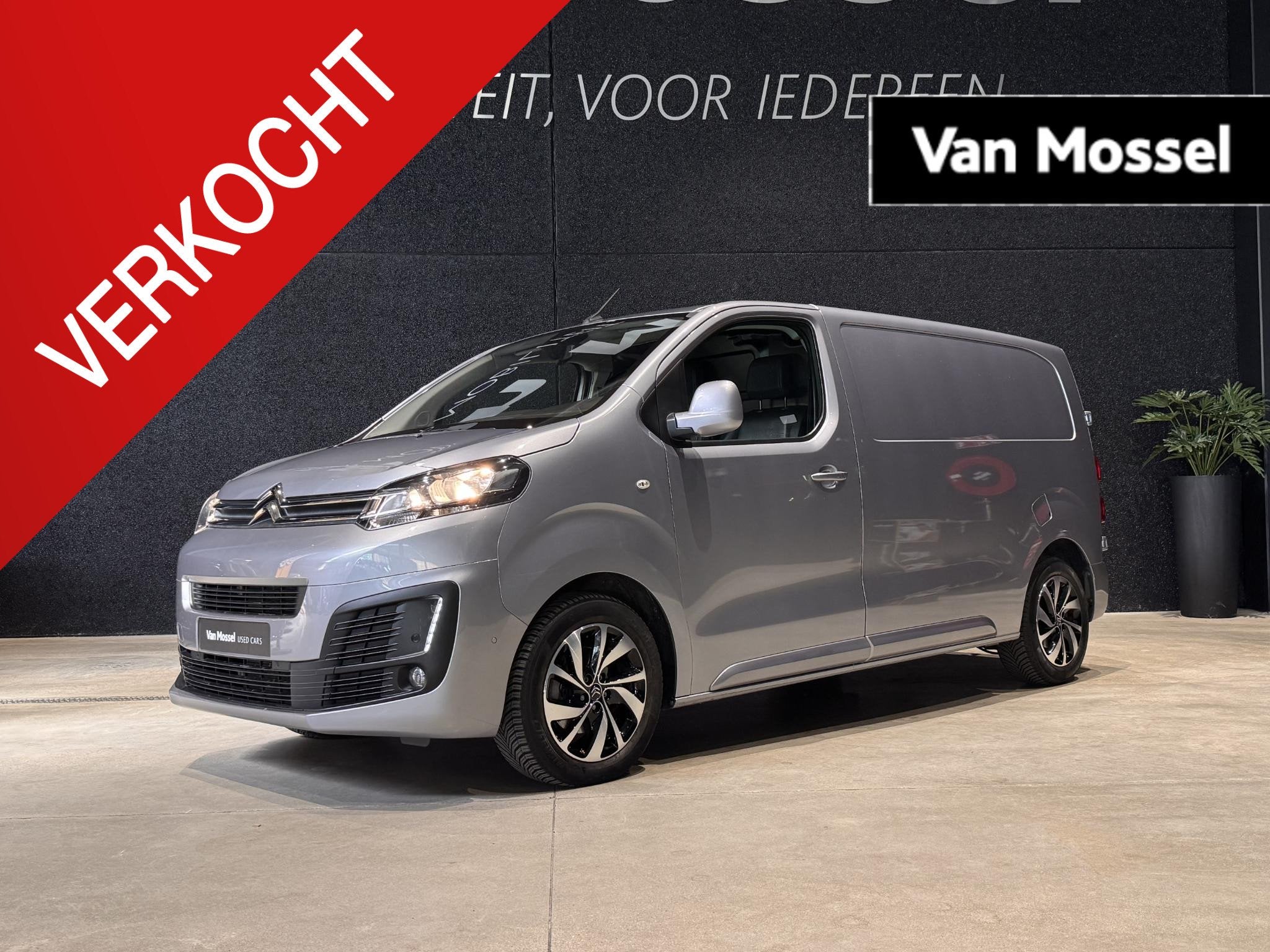 Citroën Jumpy M 2.0 BlueHDi 180 S&S EAT8 Driver, Autos, 177 ch, Argent ou Gris, Entreprise, Carnet d'entretien