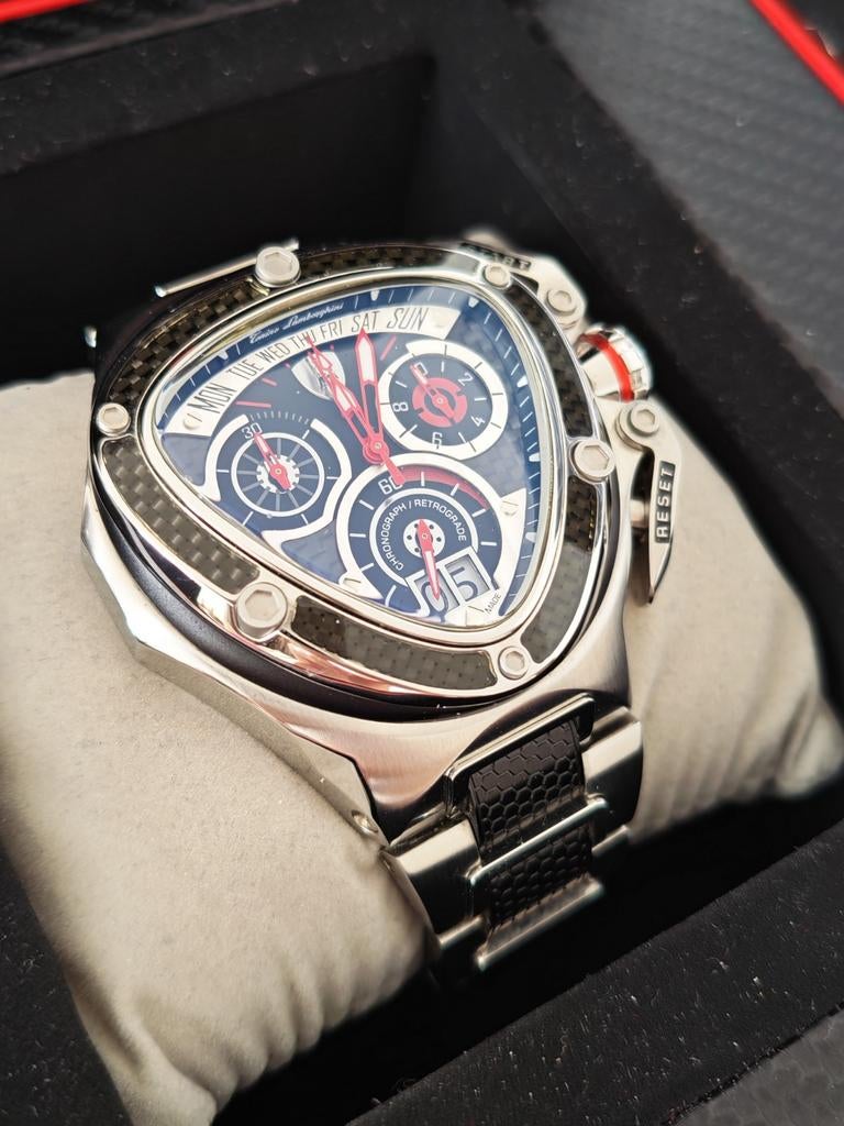 Chronographe Tonino Lamborghini Spyder avec incrustations en, Autres marques, Enlèvement ou Envoi, Acier, Acier