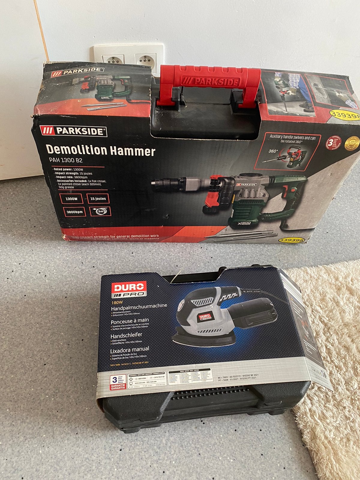 Nieuwe Boormachine en duur machine .   samen te koop, Doe-het-zelf en Bouw, Ophalen, Nieuw