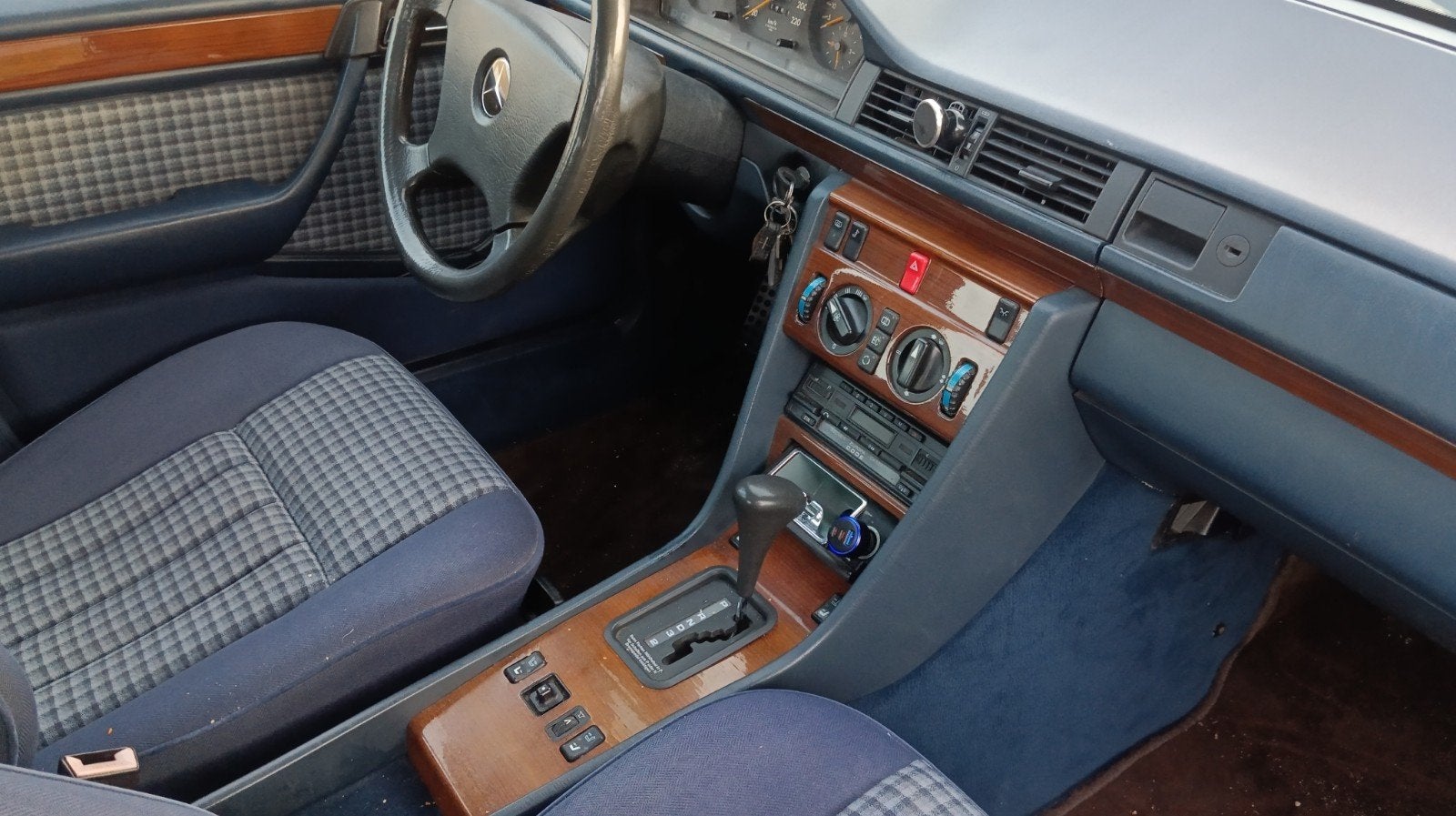 Mercedes-Benz W124 E300 Turbo Diesel Automaat Eerste eigenaa, foto 11
