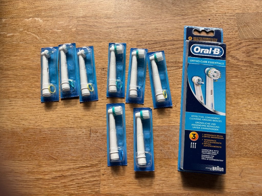 Brosses Oral B orthodontique, Handtassen en Accessoires, Uiterlijk | Mondverzorging, Ophalen, Nieuw, Opzetborstel