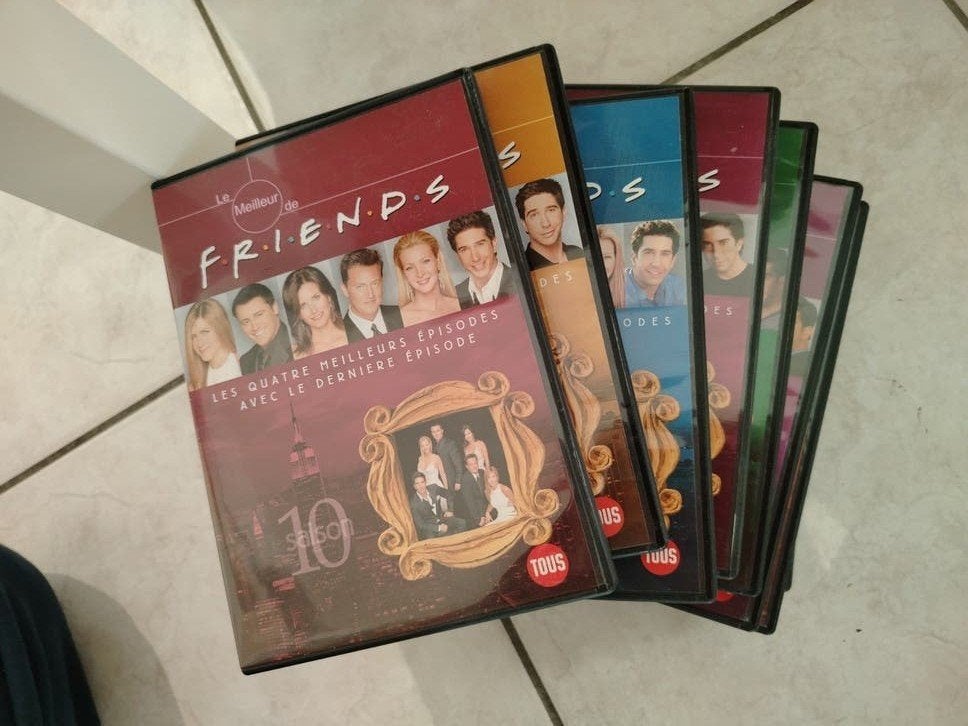 Friends - Séries en DVD -- saison 2 à 10 * 9 dvd  occasion., CD & DVD, Saison 6, Enlèvement ou Envoi, Comédie, Néerlandais