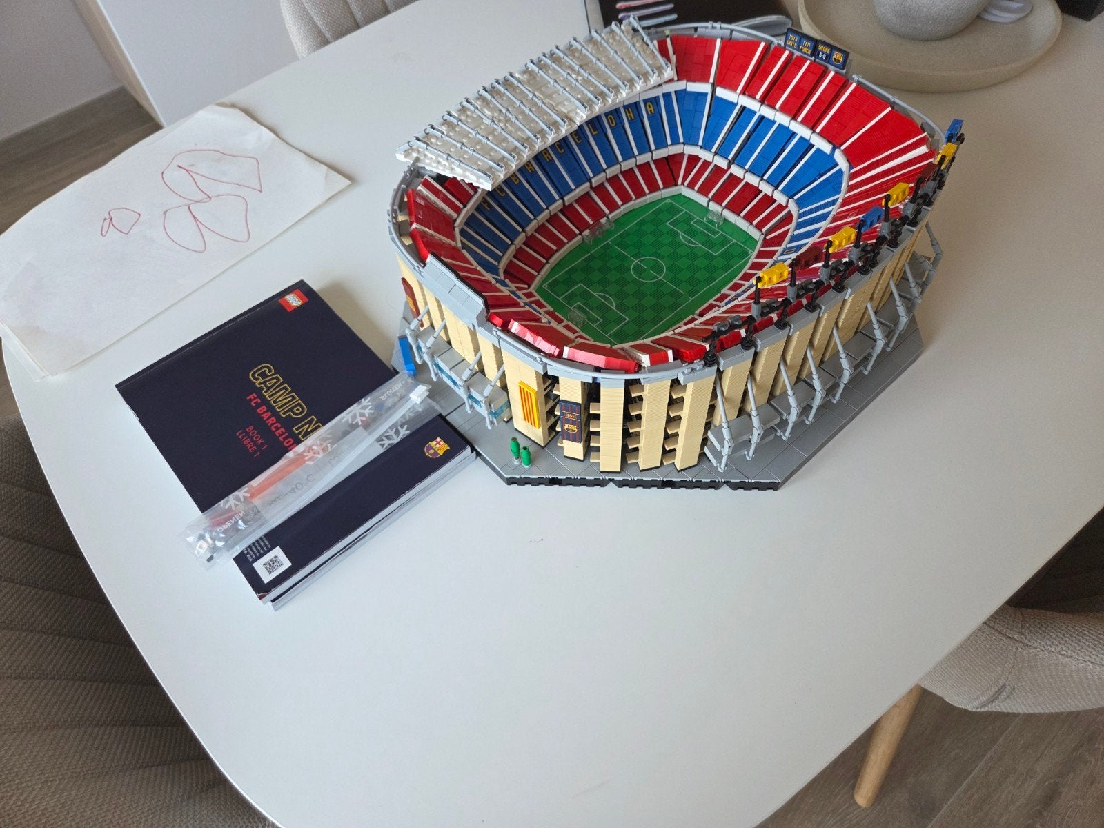 LEGO 10284 Creator Expert Camp Nou FC Barcelona, Ophalen, Lego, Inclusief instructies, Zo goed als nieuw