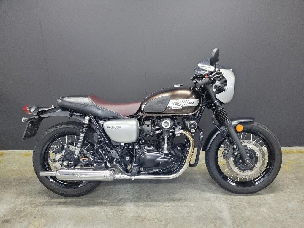 Kawasaki W 800 Café (bj 2021), Bedrijf, 12 t/m 35 kW, 800 cc, Overig