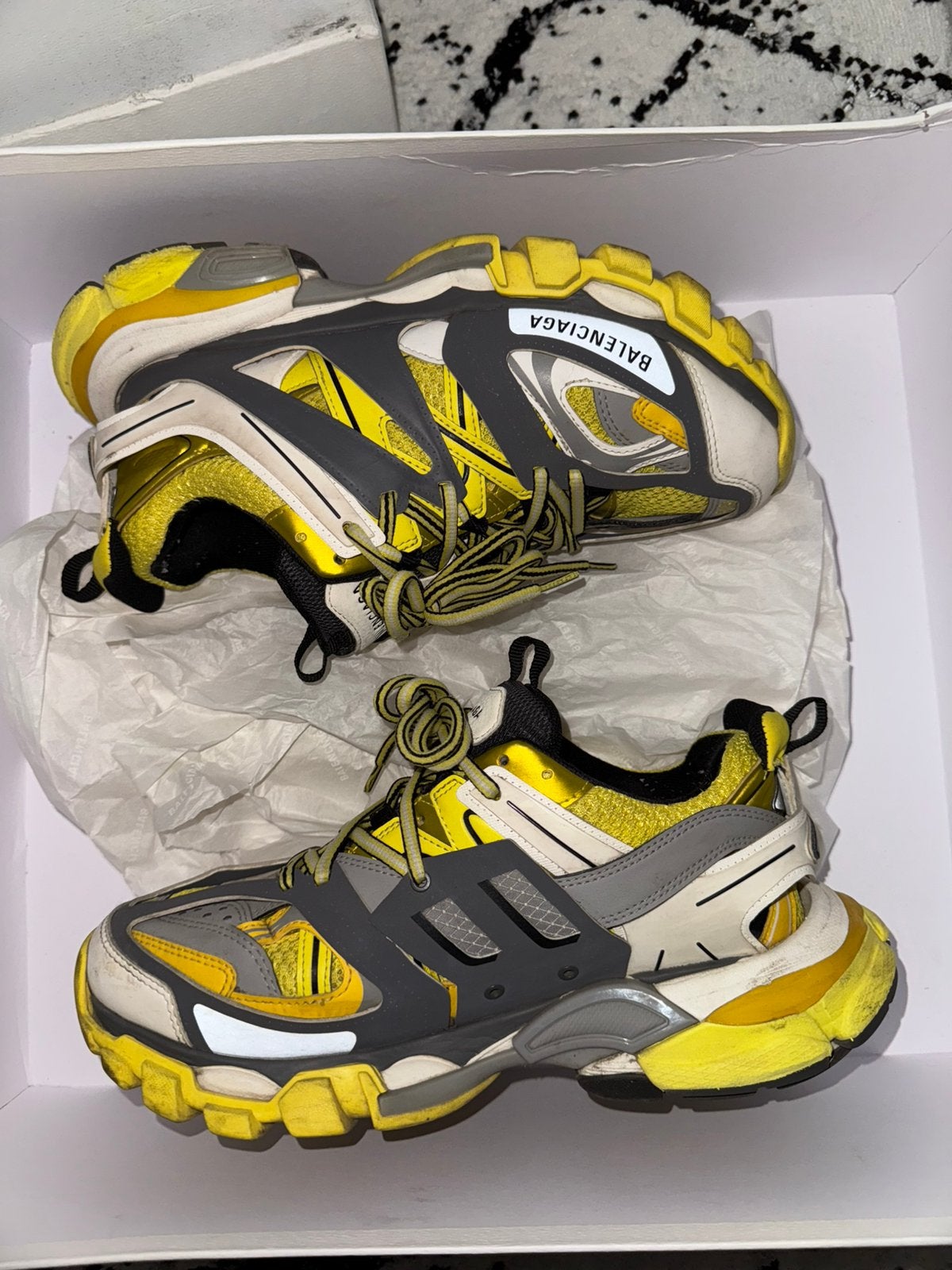 Balenciaga track geel 39, Ophalen of Verzenden, Zo goed als nieuw, Overige kleuren