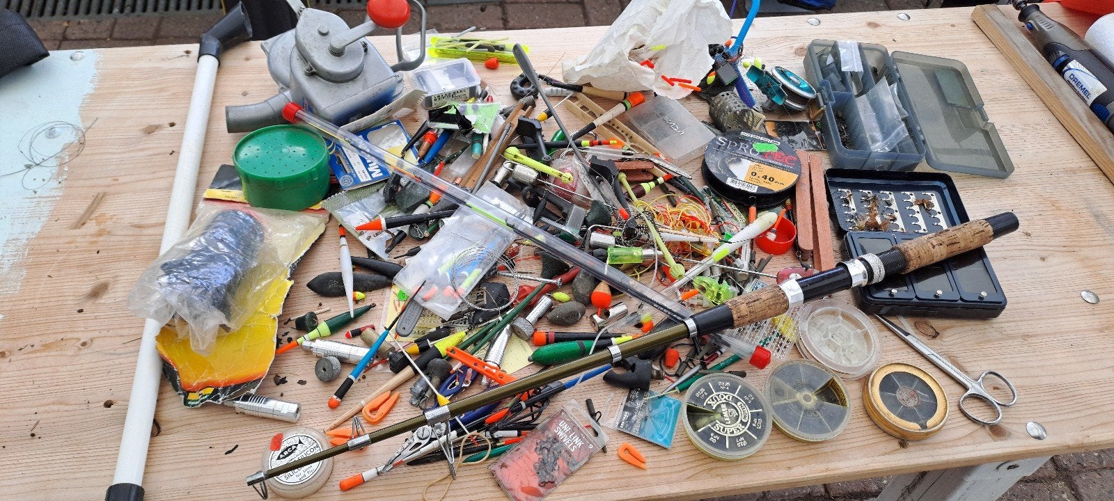 Grand quantité d'accessoires matériel de Pêche, Enlèvement, Utilisé, Autres types