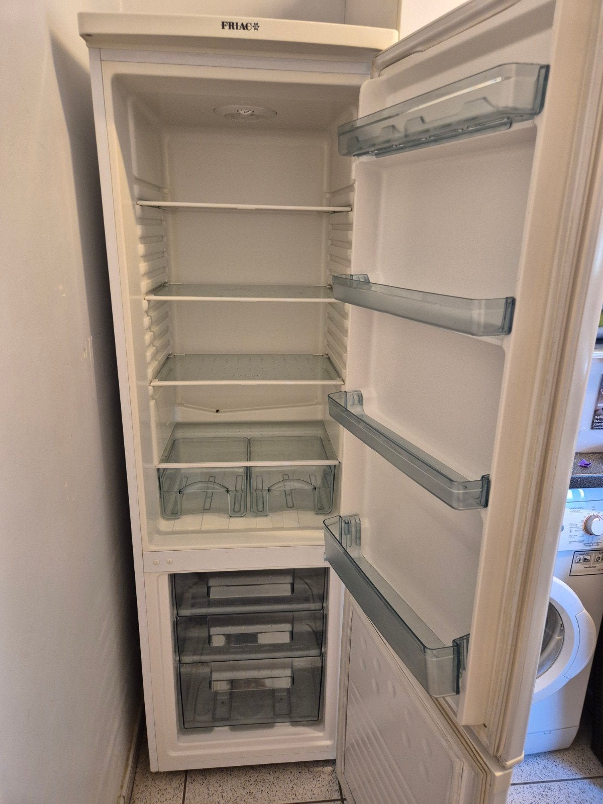 Combinaison réfrigérateur/congélateur Friac 252 L, 160 cm ou plus, Comme neuf, Enlèvement, 200 litres ou plus