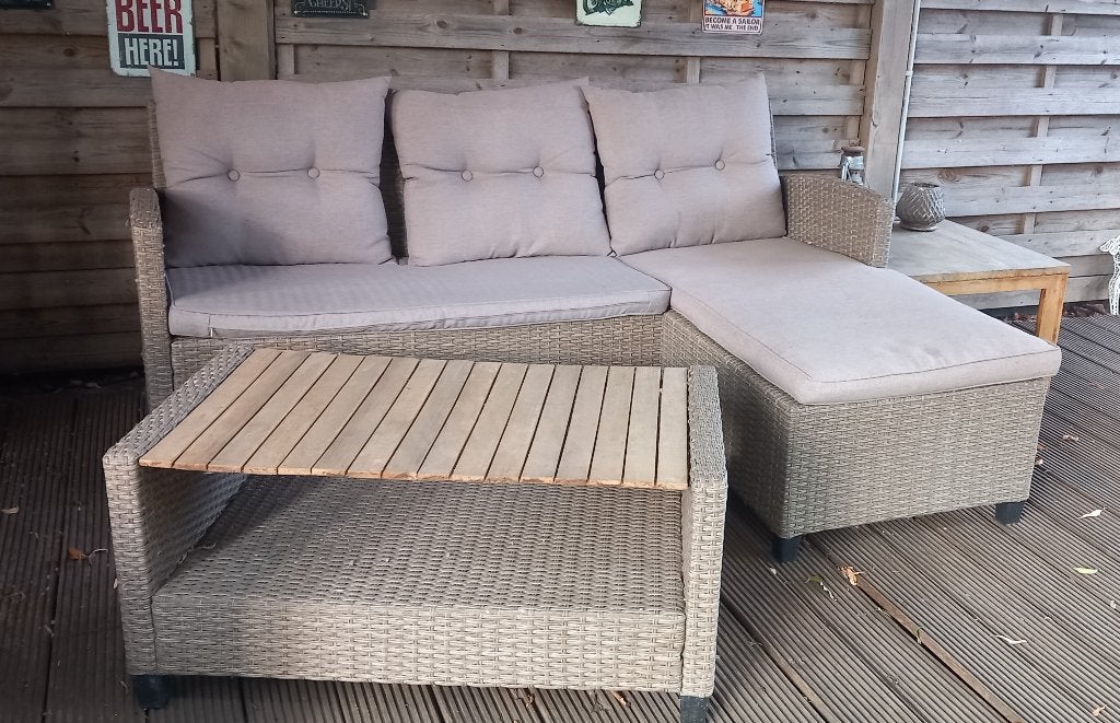 Jysk grijze wicker loungeset/hoekbank (stevig stalen frame), Tuin en Terras, Ophalen, 4 zitplaatsen, Gebruikt, Bank