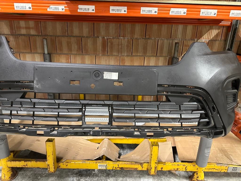 Originele Renault Kangoo Voorbumper 2023, Auto-onderdelen, Ophalen, Gebruikt, Bumper, Renault