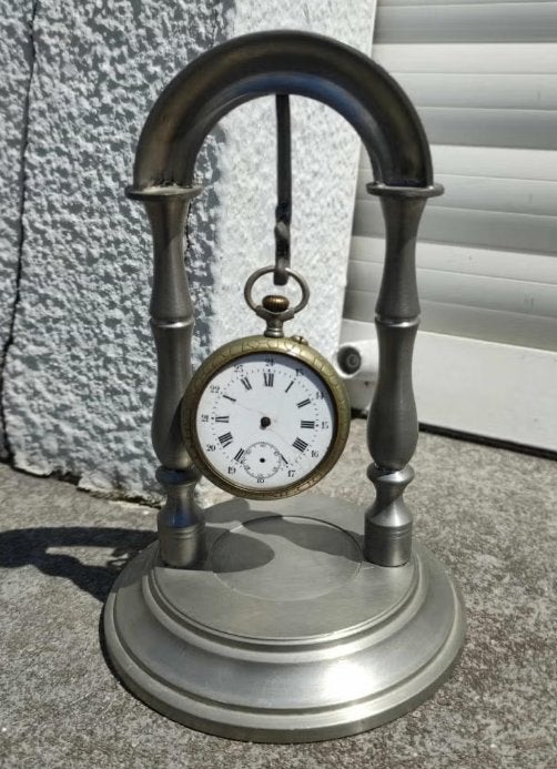 Porte montre en étain, Enlèvement ou Envoi