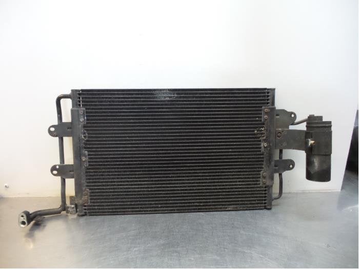 Airco Condensor van een Volkswagen Beetle (Beetle 98-), Auto-onderdelen, Gebruikt, -, Volkswagen, -