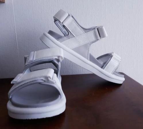 Nieuwe sandalen, maat 37 Nuovo collection by Hawkins, Kleding | Dames, Schoenen, Nieuw, Sandalen of Muiltjes, Ophalen of Verzenden