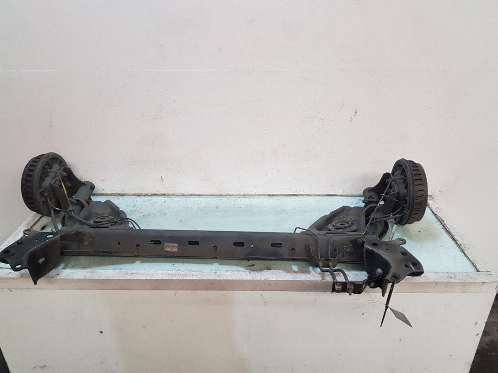 ACHTERAS VWA Clio IV Estate / Grandtour (7R) (|555011803R|), Gebruikt, Renault