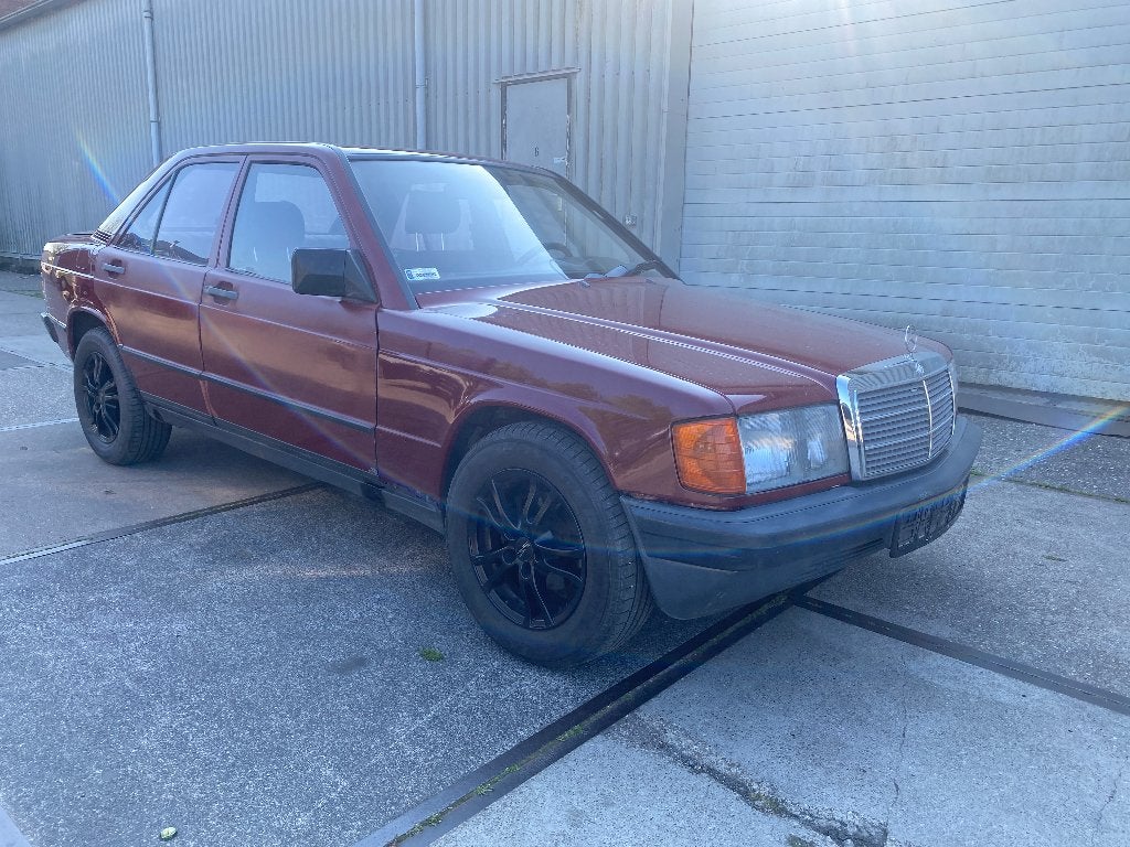 Mercedes 190D, 1987, LM velgen! W201 W124 Diesel, Auto's, 4 deurs, Zwart, Mercedes-Benz, Particulier