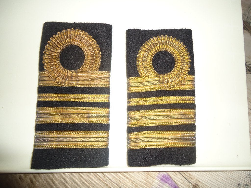 grade capt de fregate marine, Enlèvement ou Envoi, Marine, Emblème ou Badge