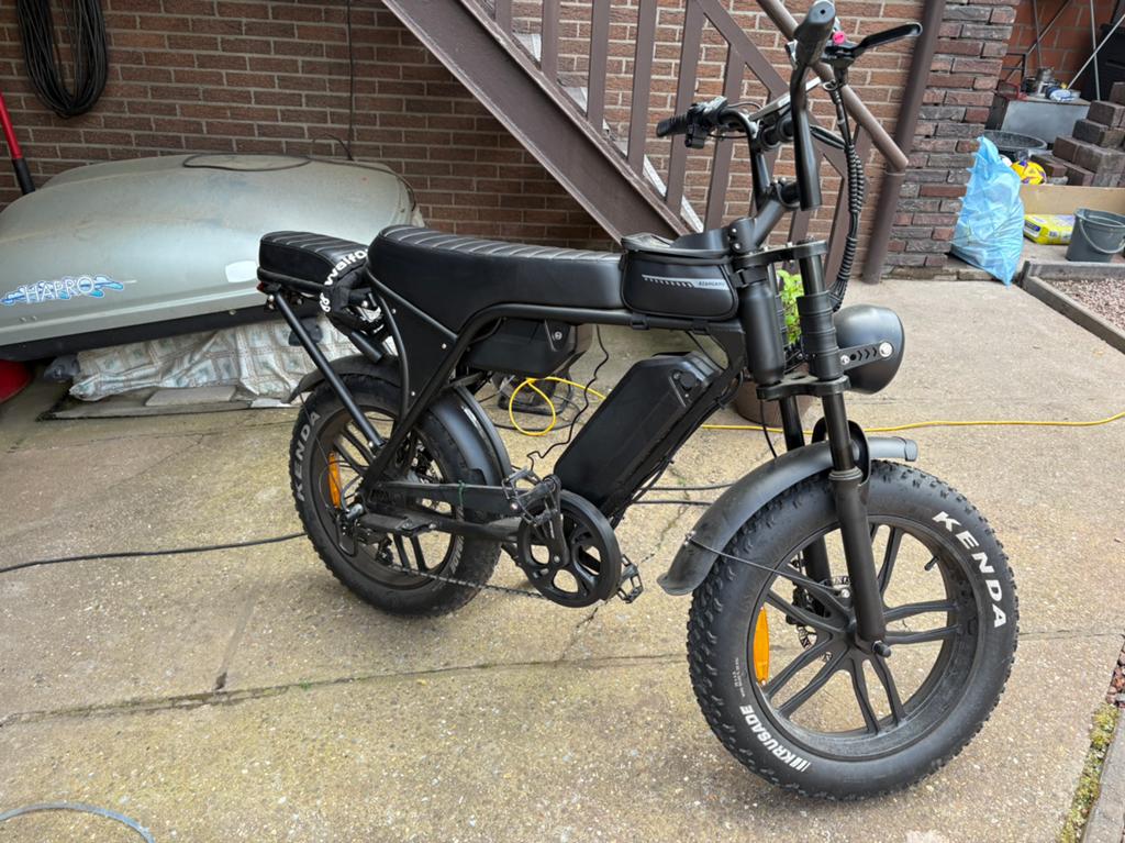 Fat bike C80/V8 pro avec 2 batteries, Enlèvement, Comme neuf, 50 km par batterie ou plus, Autres marques