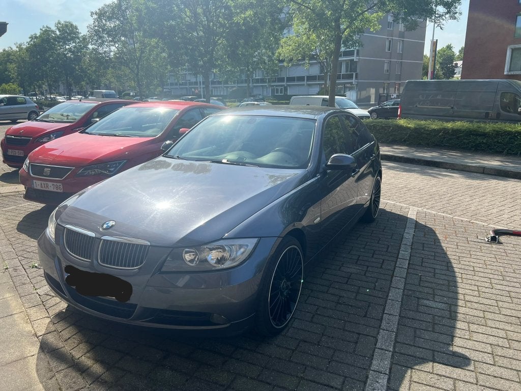 BMW 320i 2005, Auto's, BMW, 4 deurs, Grijs, Particulier, Euro 4
