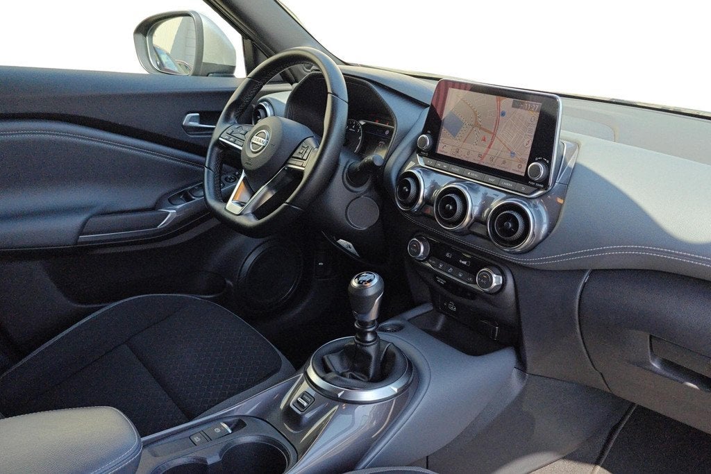 Nissan Juke 1.0 DIG-T 114 N-Design + Technology Pack - incl, Auto's, Nissan, Voorwielaandrijving, Stof, Zwart, 1257 kg